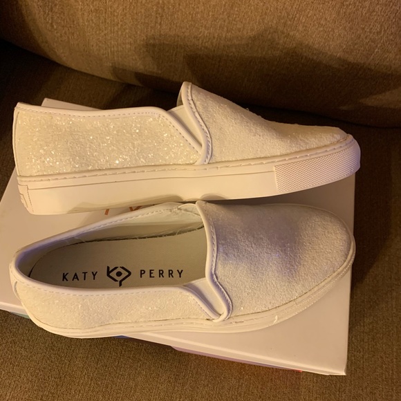 New In Box - Katy Perry Glittery Slip On Sneakers - Picture 5 of 11